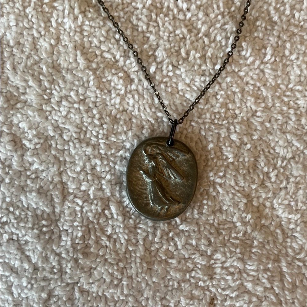 Chic Silver Angel Pendant Necklace